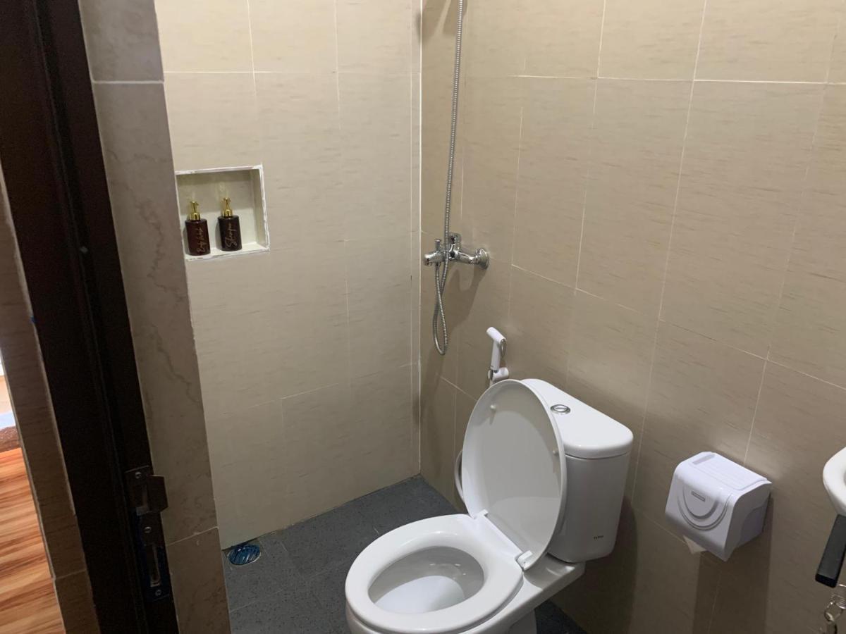 Tirtasuci House Hotel Kuta Lombok Eksteriør billede